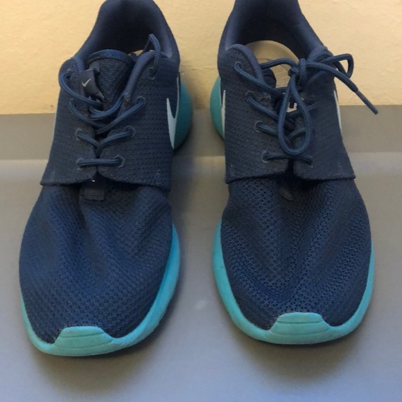 Title: Nike Roshe Run Shoes - Men’s Size 8, Fits Women’s Size 9.5- EUC - Picture 7 of 8